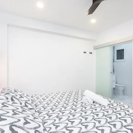 145 Cruz Urban Deluxe By Sunkeyrents Apartment