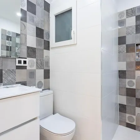 Apartment 145 Cruz Urban Deluxe By Sunkeyrents *